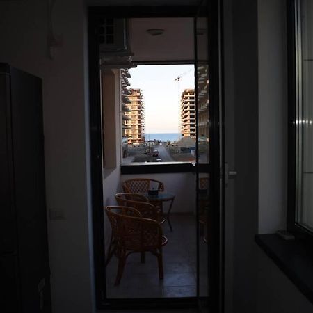 Apartment By The Lake With A View 马马亚 外观 照片