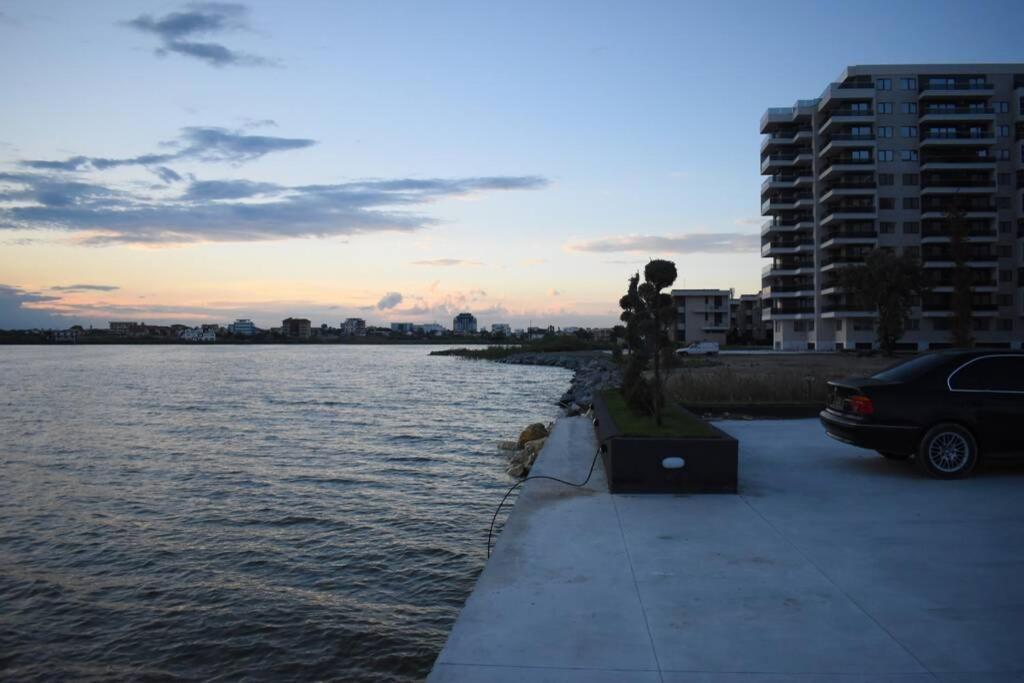 Apartment By The Lake With A View 马马亚 外观 照片
