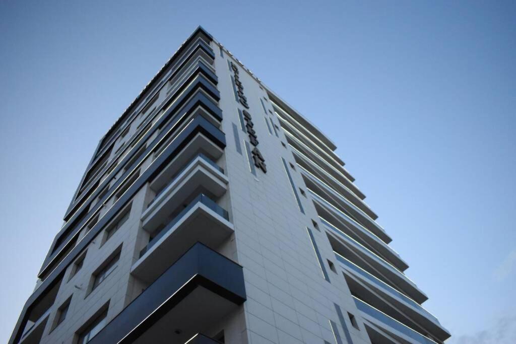 Apartment By The Lake With A View 马马亚 外观 照片